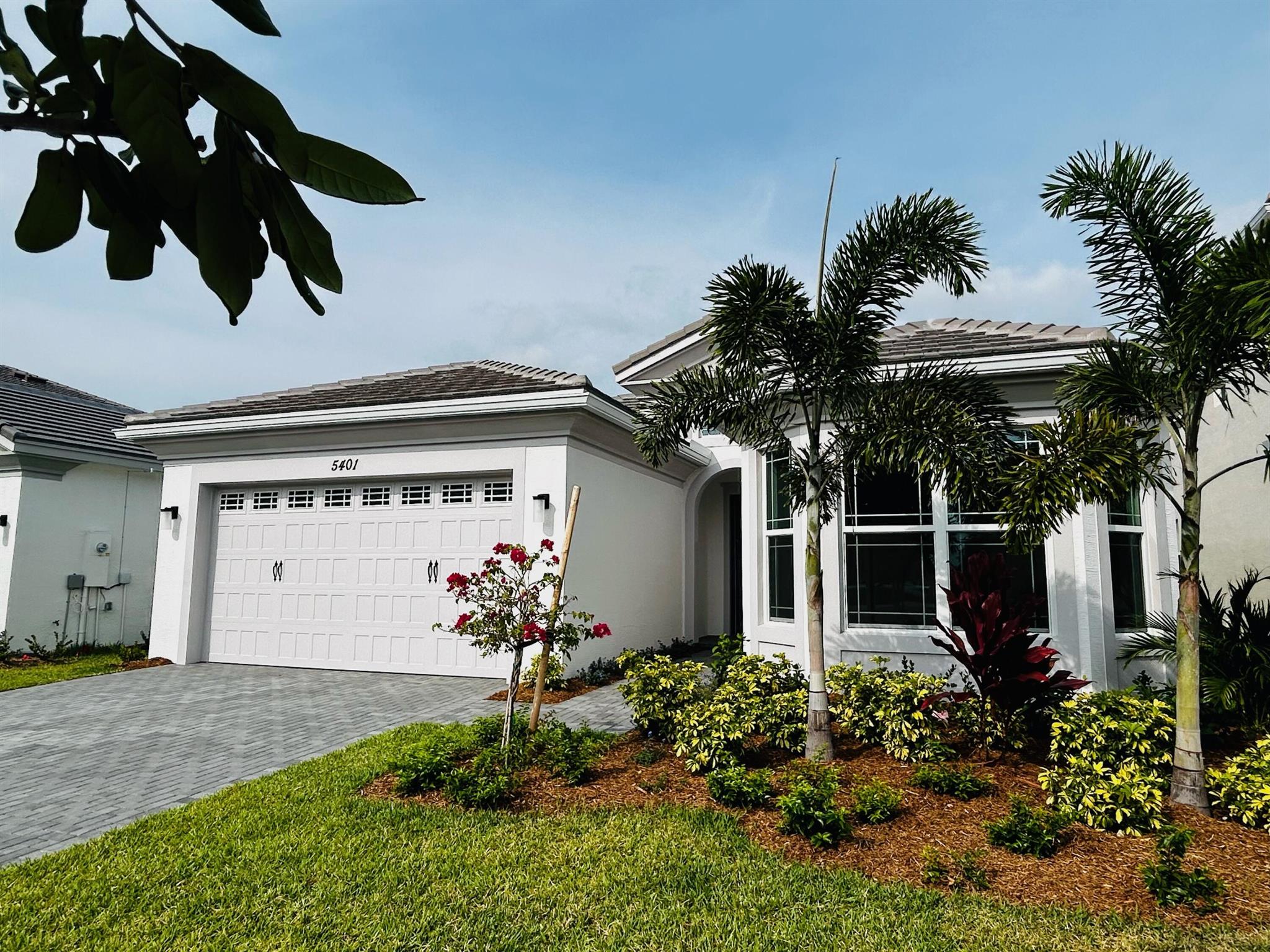 5401 Pecan Drive