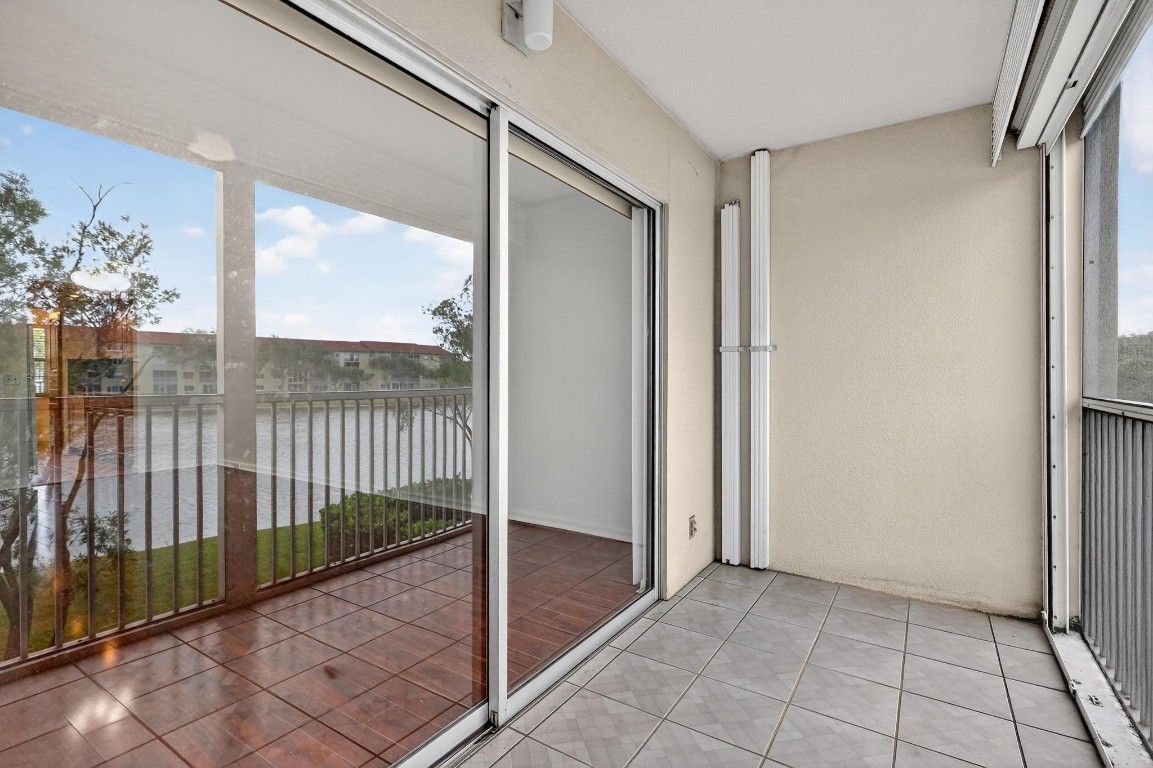 Hawthorne At Century Vill - Residential Lease