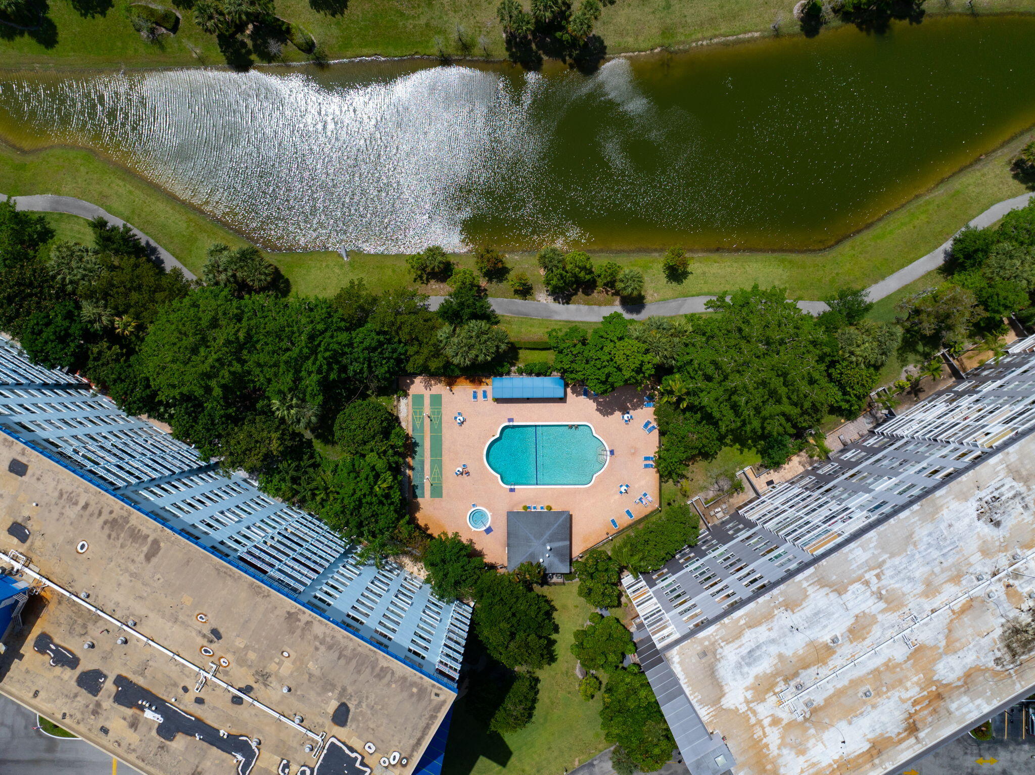 HILLCREST EAST NO 26 CONDO - Residential