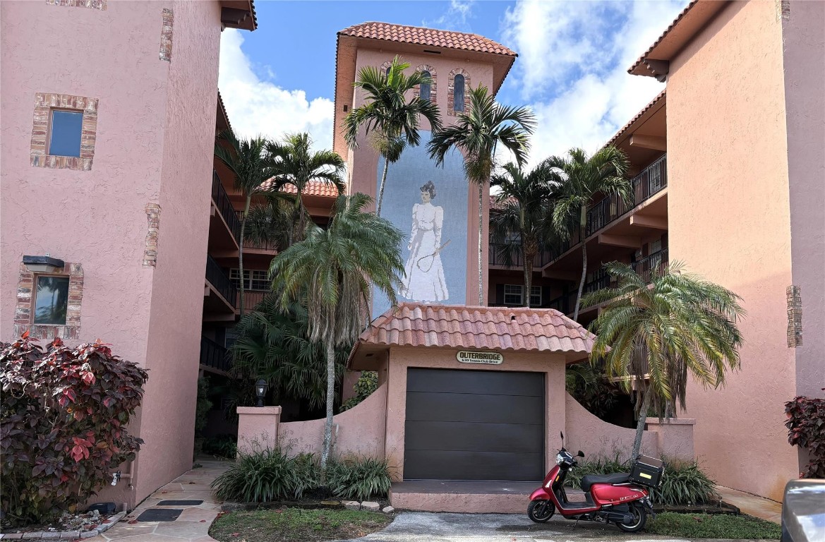 Lauderdale Tennis Club - Residential