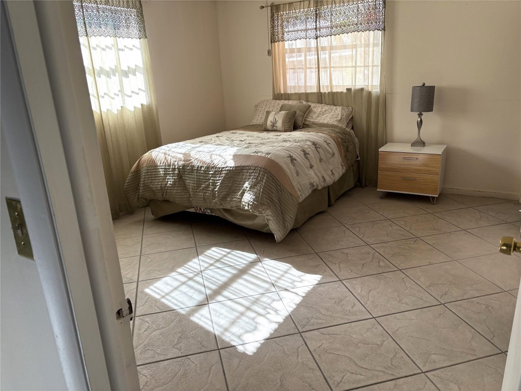 Lauderdale Tennis Club - Residential