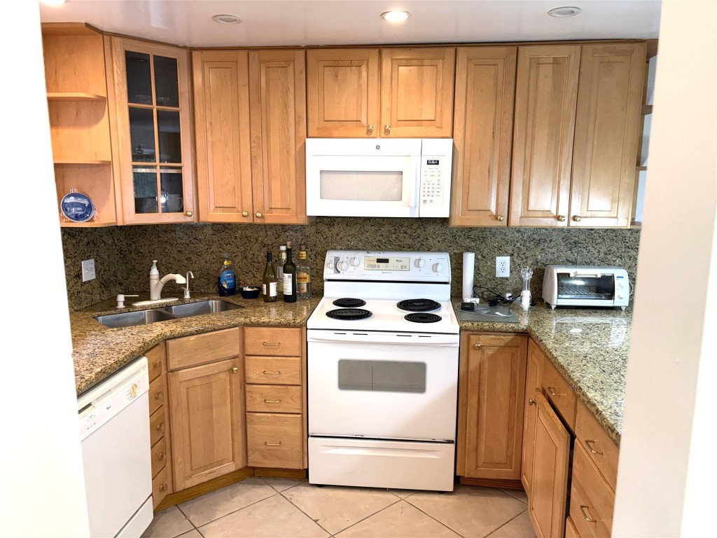 630 Tennis Club Drive 202