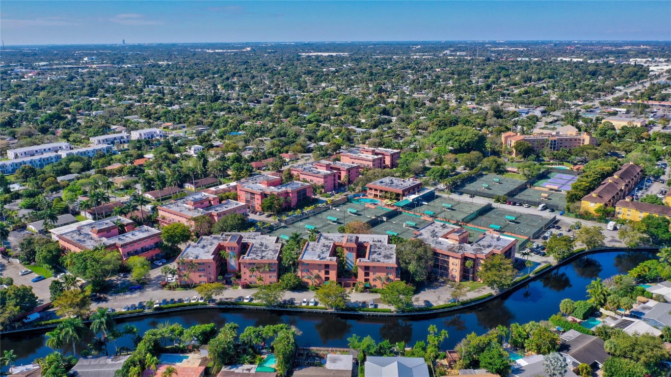 Lauderdale Tennis Club - Residential