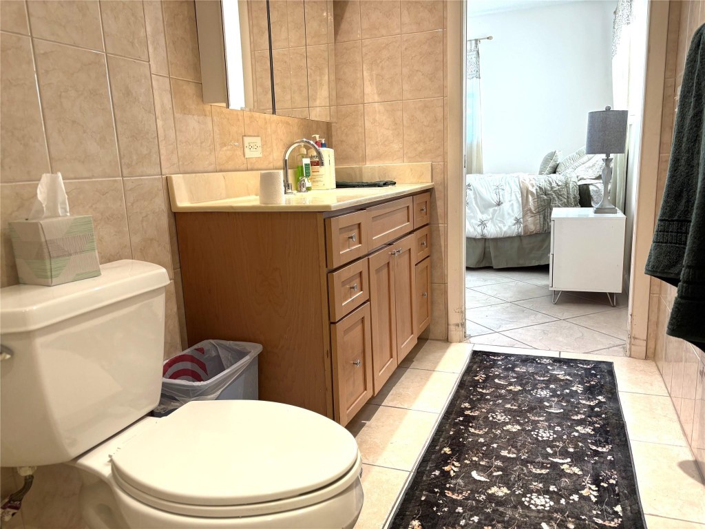 Lauderdale Tennis Club - Residential