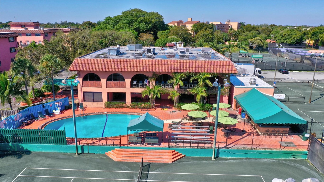 Lauderdale Tennis Club - Residential