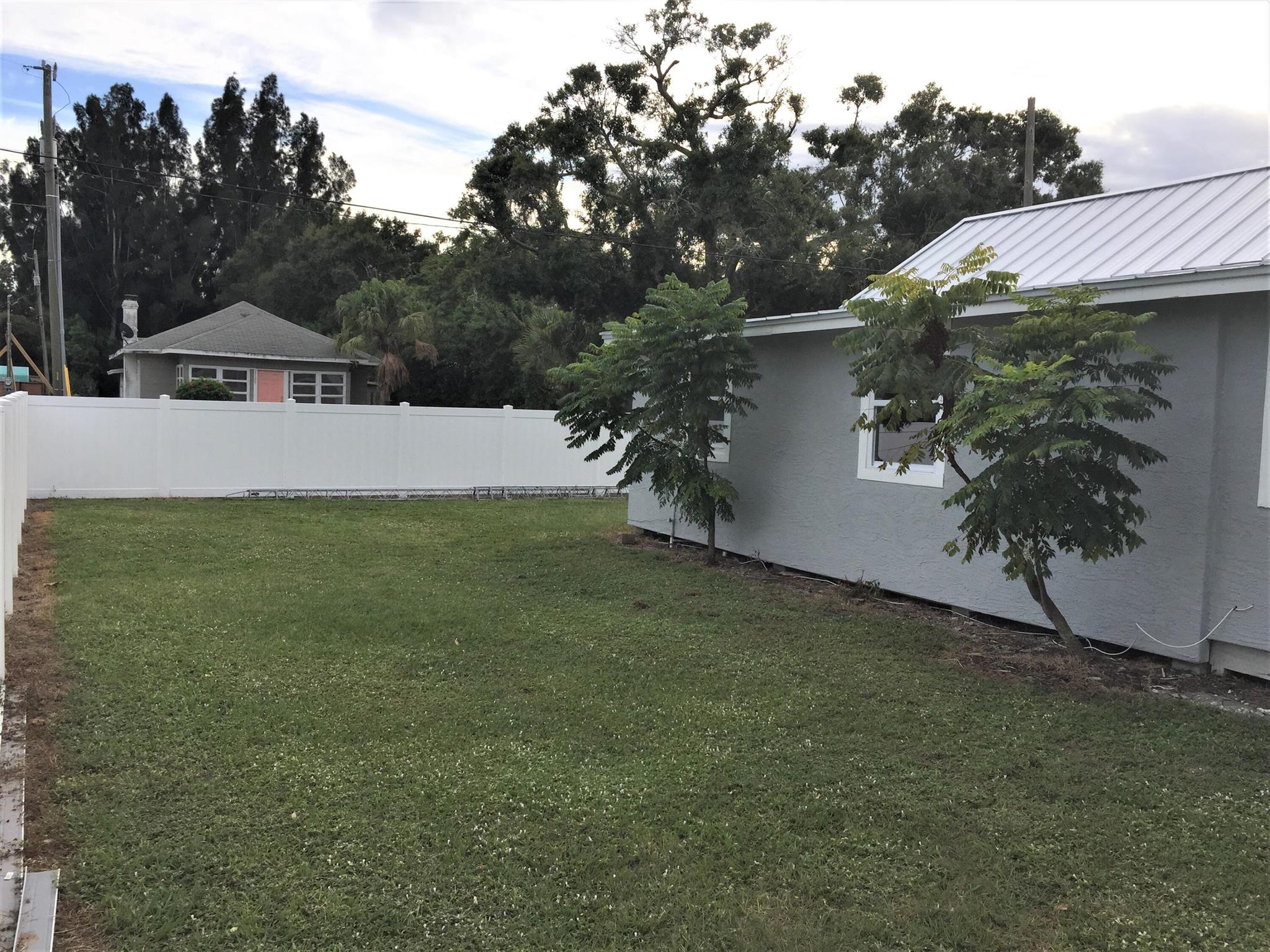 OSCEOLA PARK HOME SITES - Residential Lease