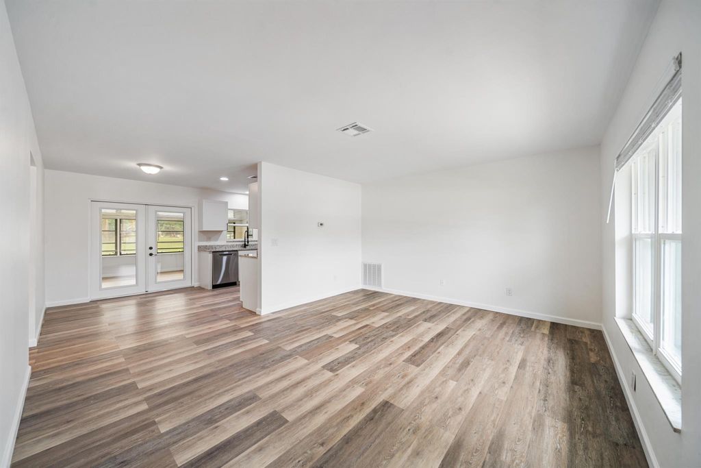 Photo of 358 NE Floresta Drive, Port Saint Lucie, FL 34983 (MLS # R11002578)