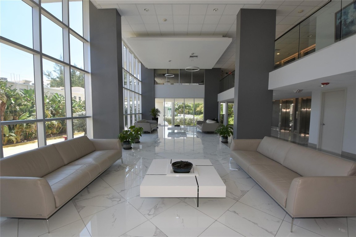 525 N Ocean Boulevard 522