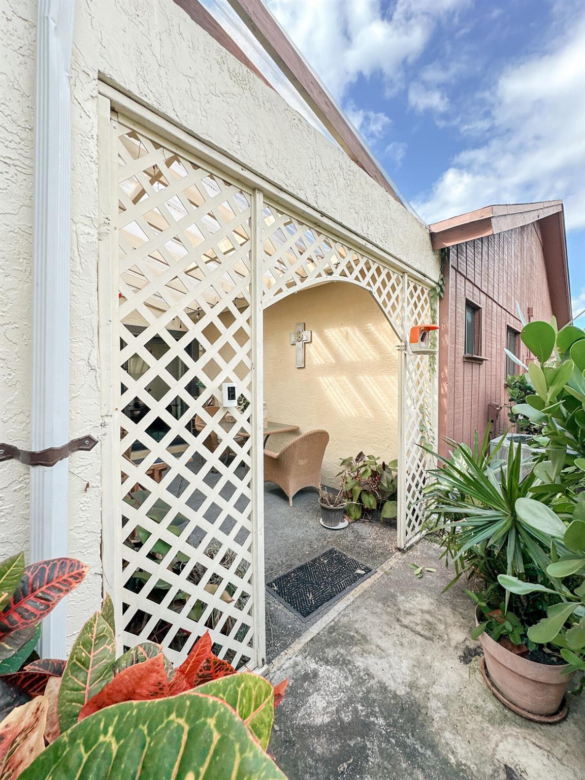 HAMMOCKS AT COCONUT CREEK - Residential