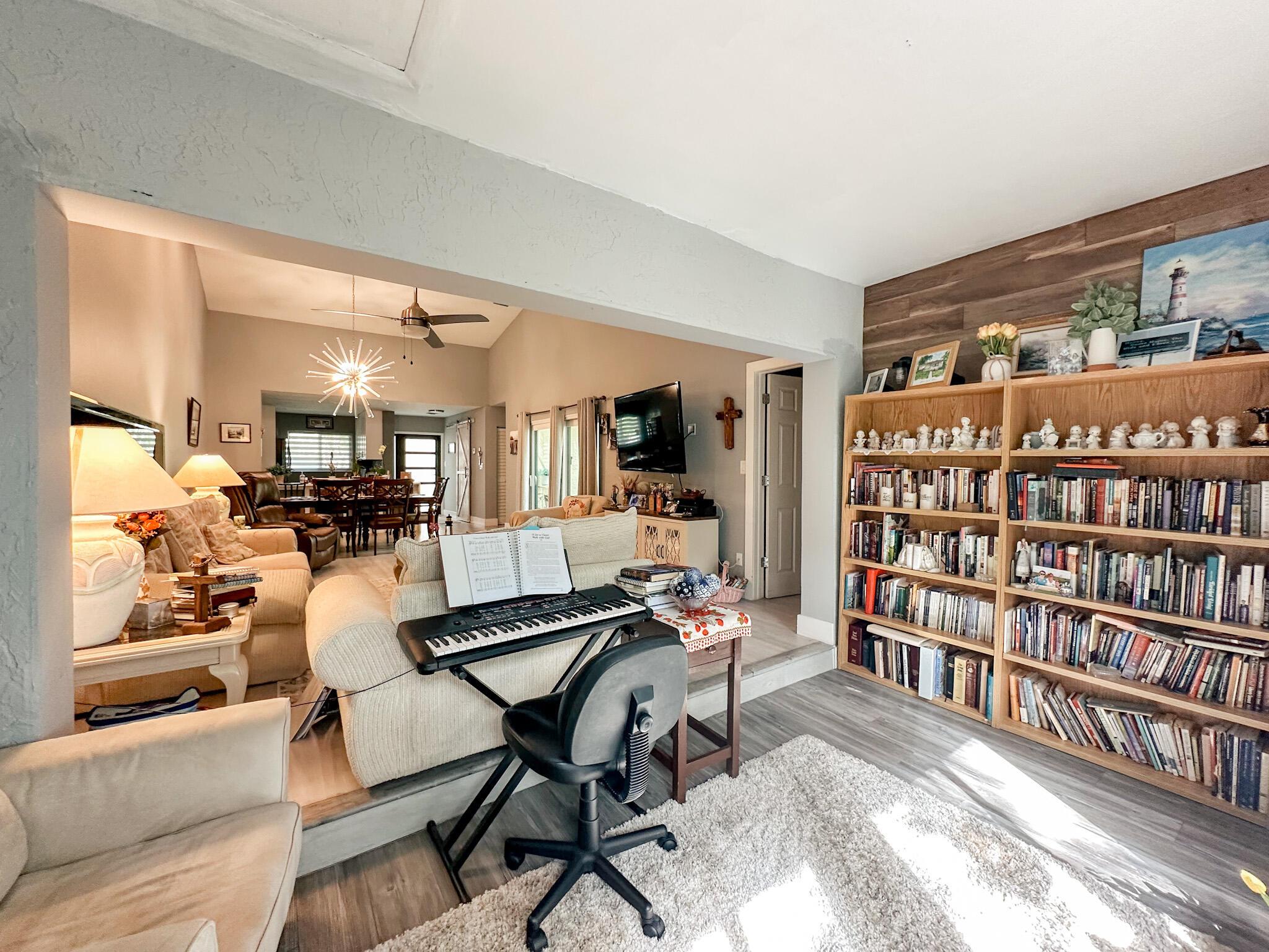 HAMMOCKS AT COCONUT CREEK - Residential