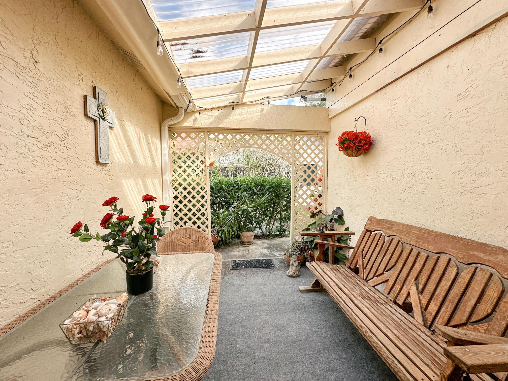 HAMMOCKS AT COCONUT CREEK - Residential