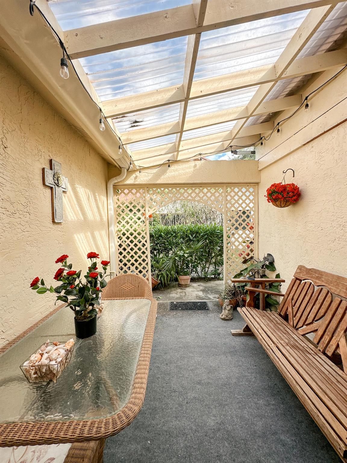 HAMMOCKS AT COCONUT CREEK - Residential