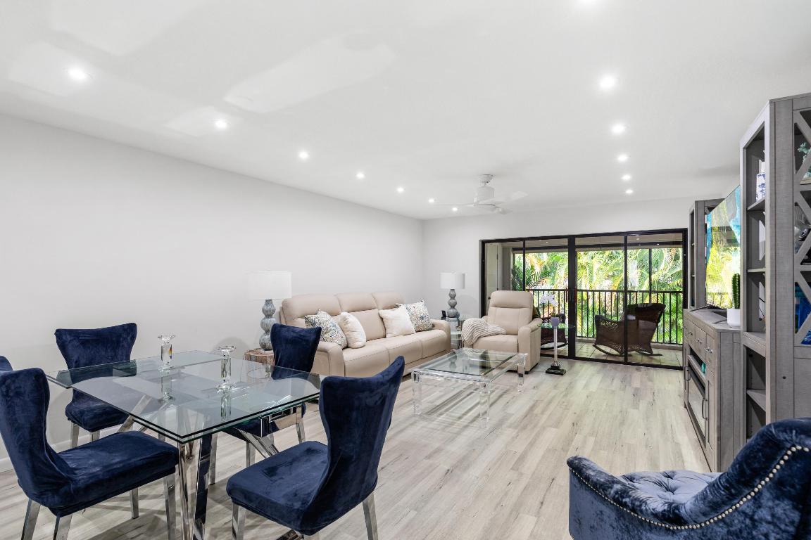 50 Pelican Pointe Drive 204