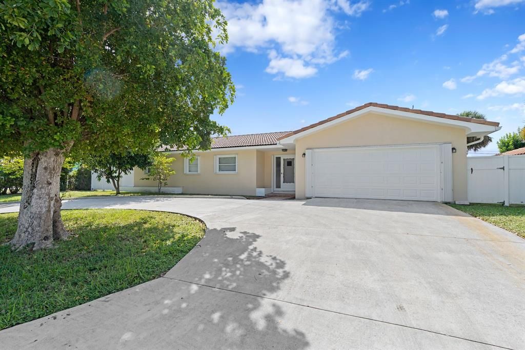 Photo of 1171 Bimini Lane, Singer Island, FL 33404 (MLS # R10747414)