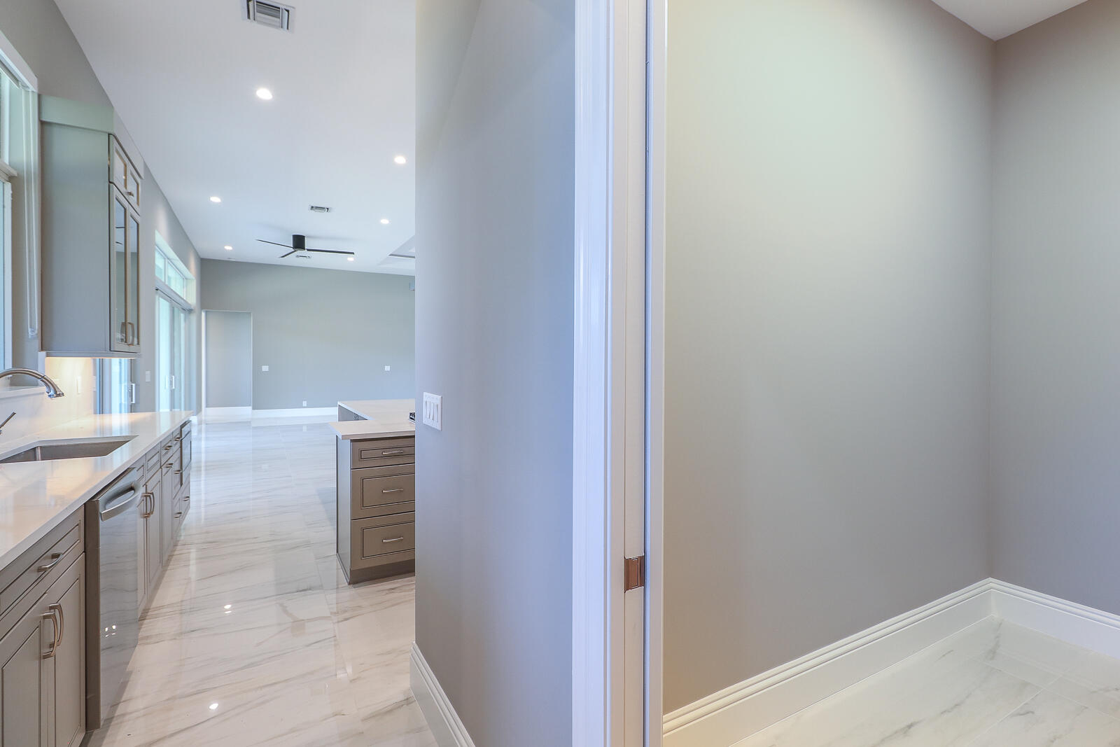 Palm Beach Country Estates - Residential