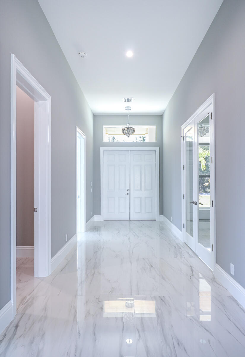 Palm Beach Country Estates - Residential