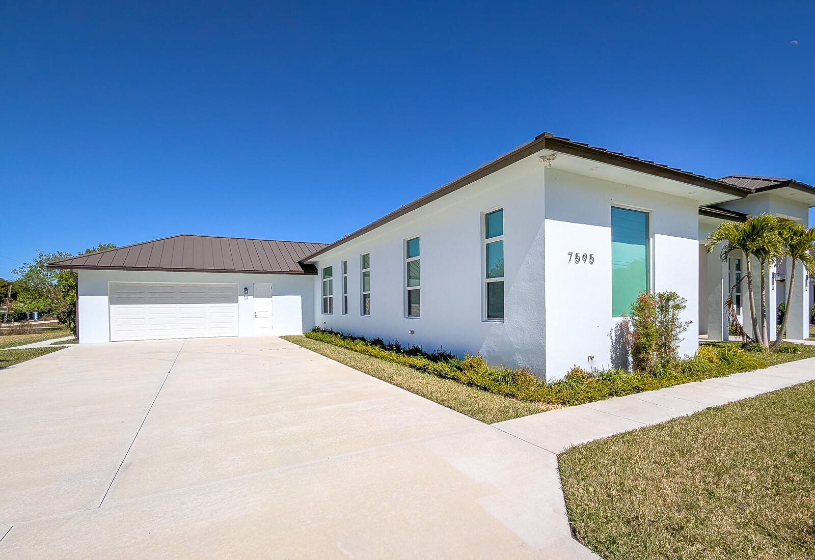 Palm Beach Country Estates - Residential