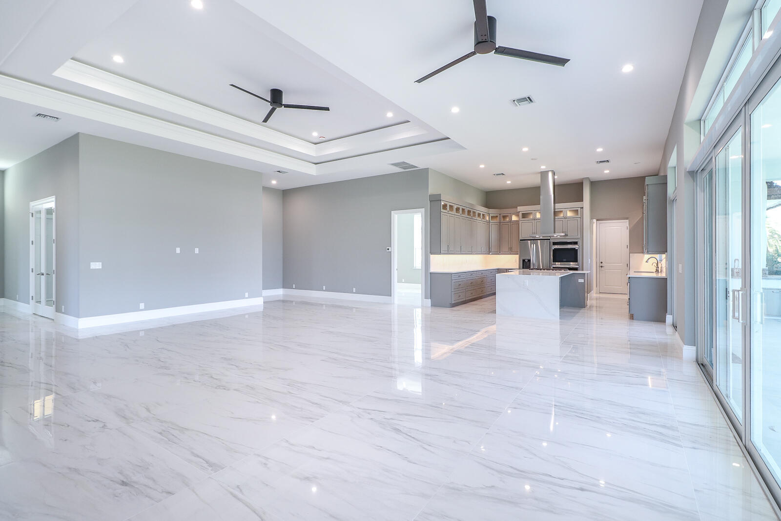 Palm Beach Country Estates - Residential