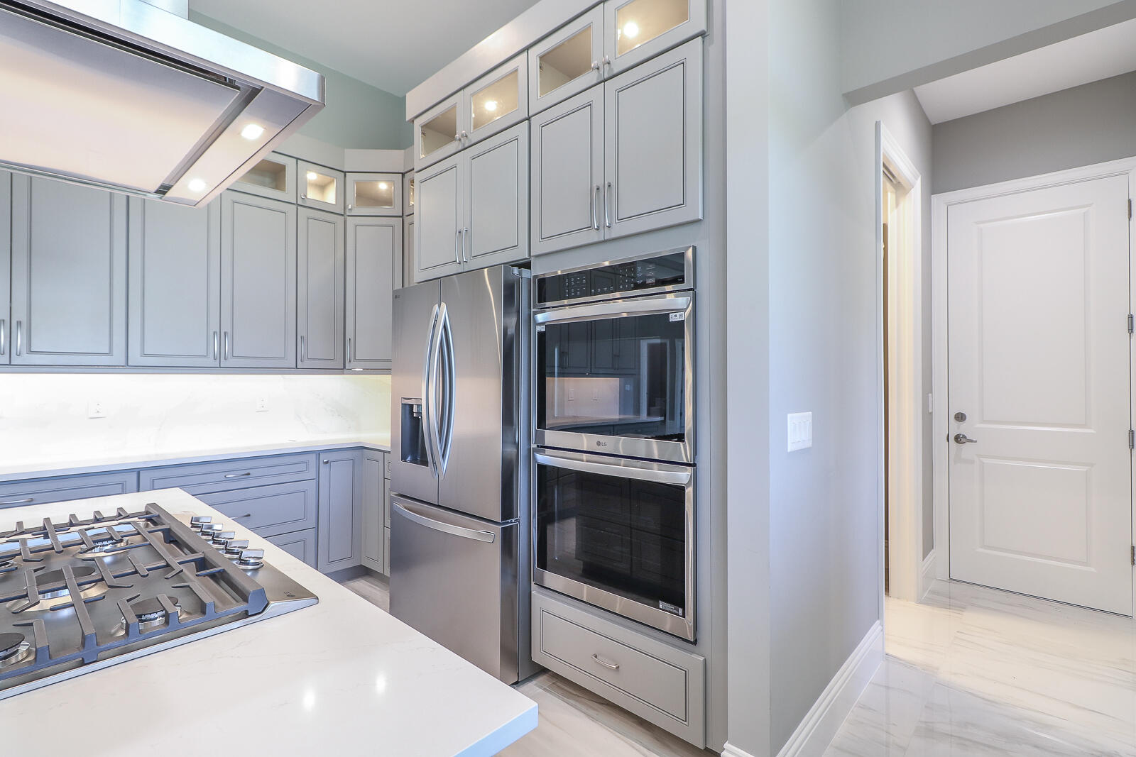 Palm Beach Country Estates - Residential