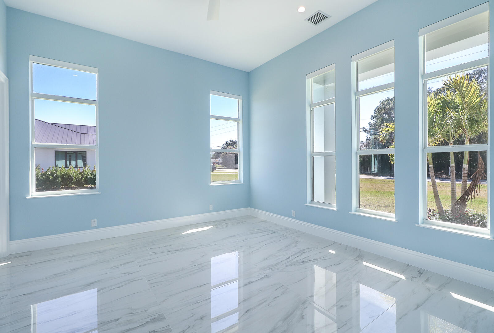 Palm Beach Country Estates - Residential