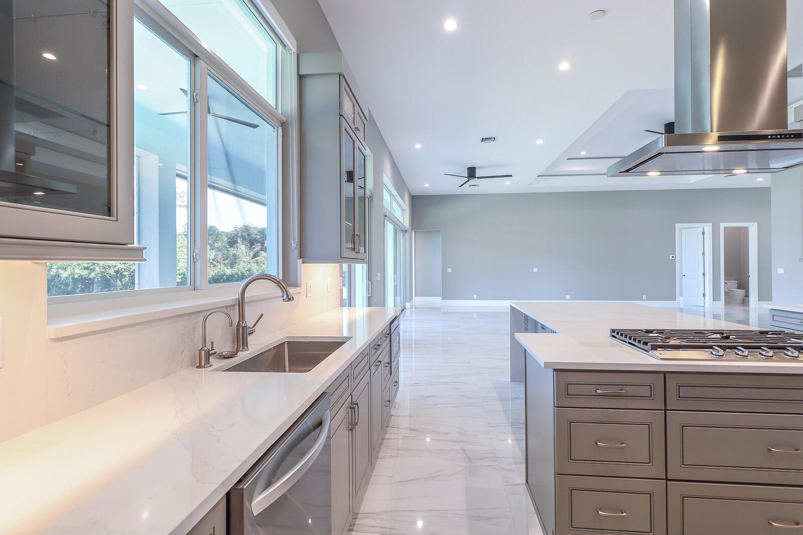 Palm Beach Country Estates - Residential