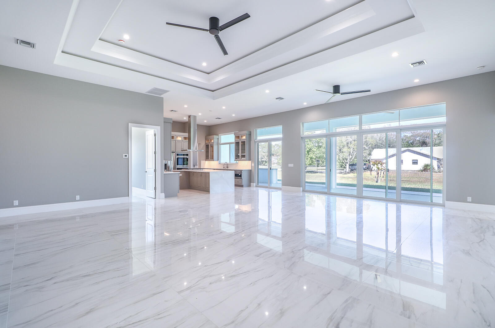 Palm Beach Country Estates - Residential