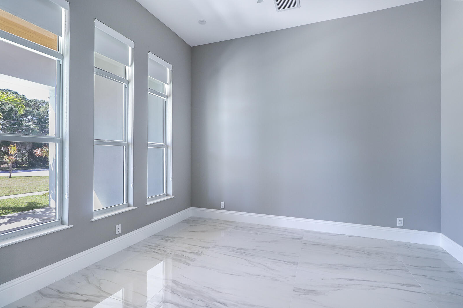 Palm Beach Country Estates - Residential