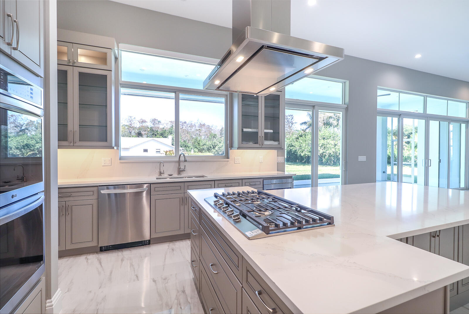 Palm Beach Country Estates - Residential