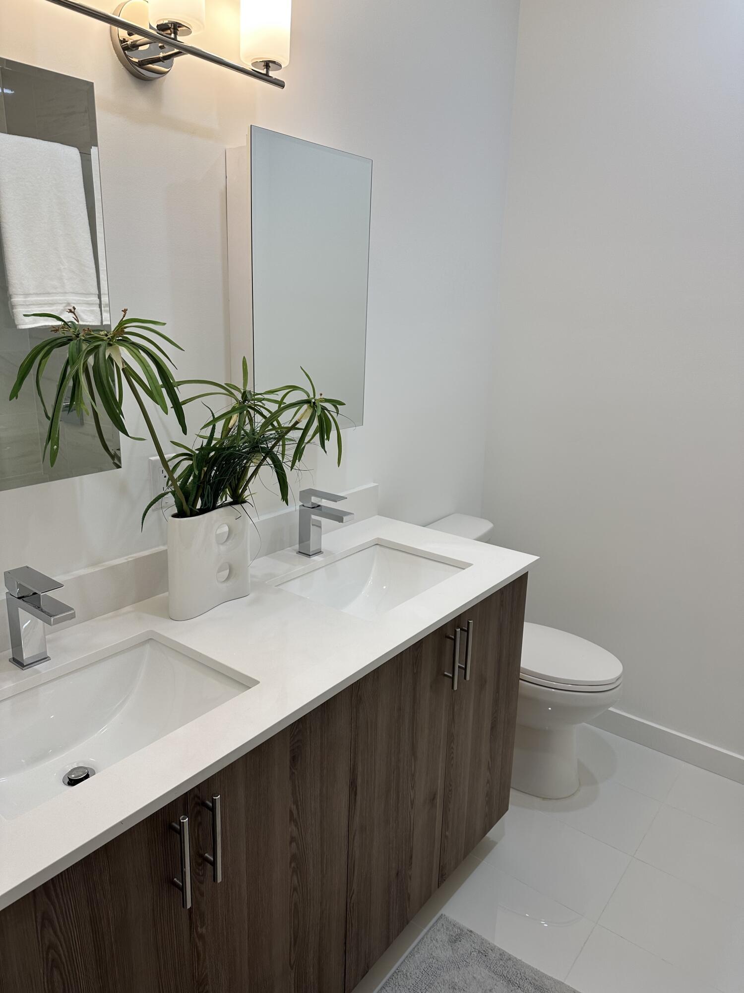 1355 Crystal Way 104