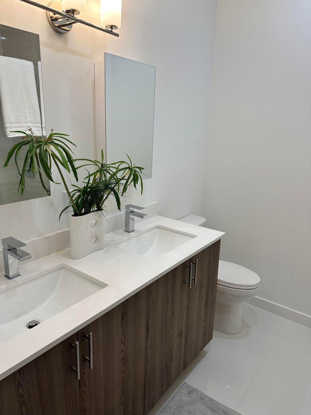 Photo of 1355 Crystal Way #104, Delray Beach, FL 33444 (MLS # B26030148)