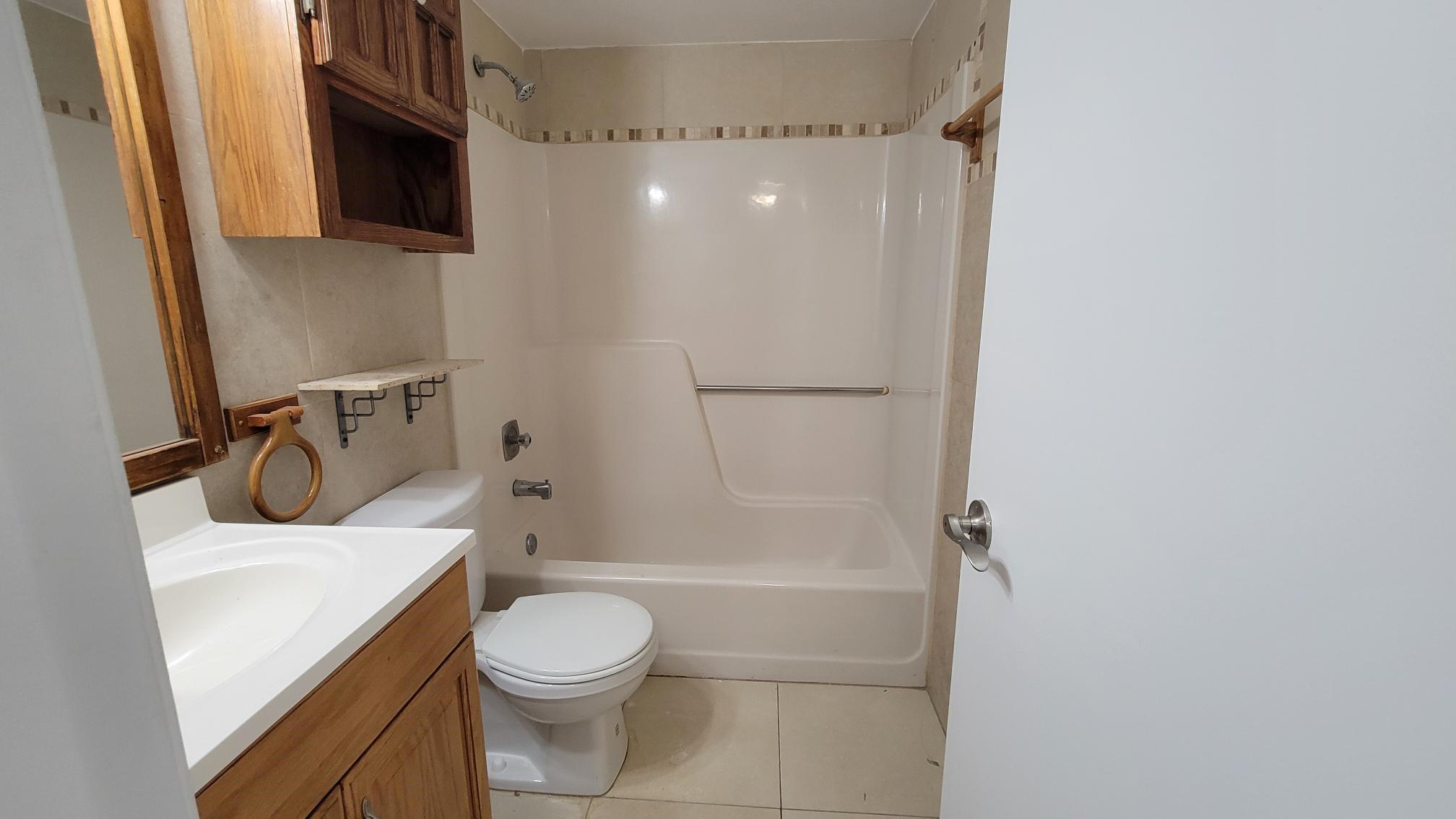 Holiday Village Of Coral - Residential Lease