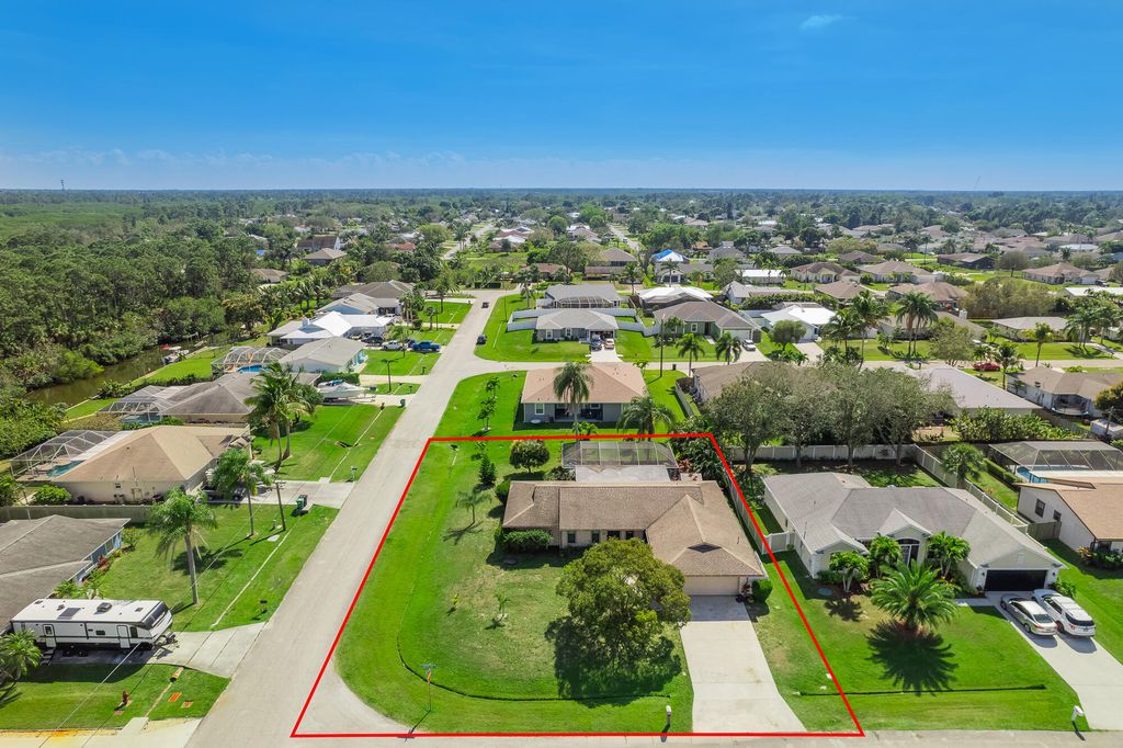 Photo of 992 SE Brookedge Avenue, Port St Lucie, FL 34983 (MLS # R10868699)