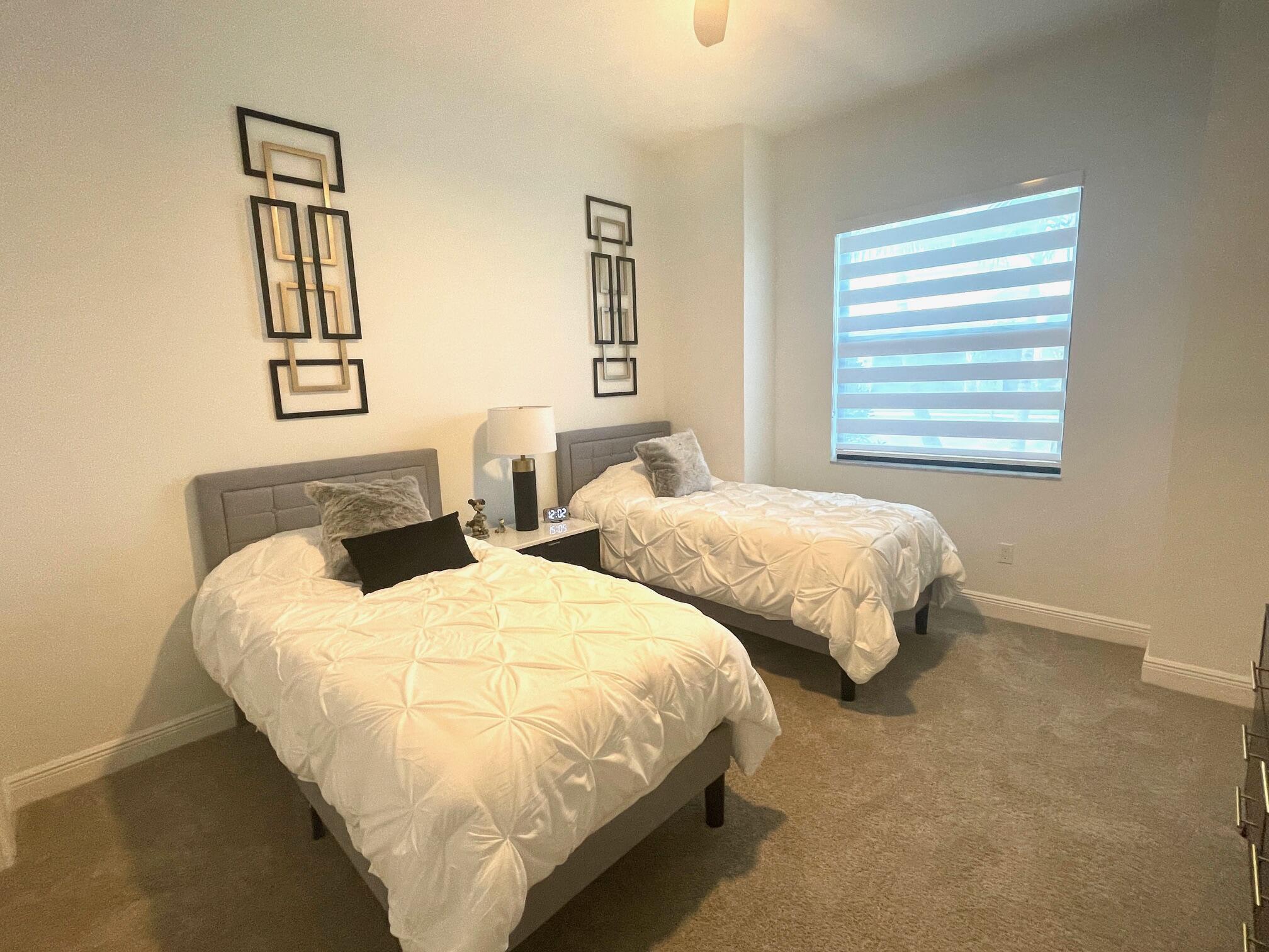 CRESSWIND PALM BEACH - Residential