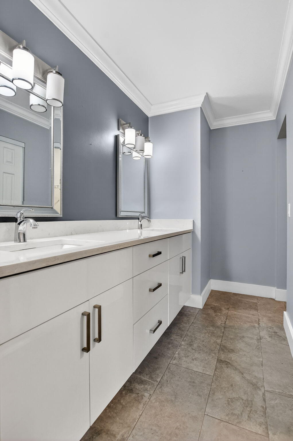 BOCA PINES - Residential