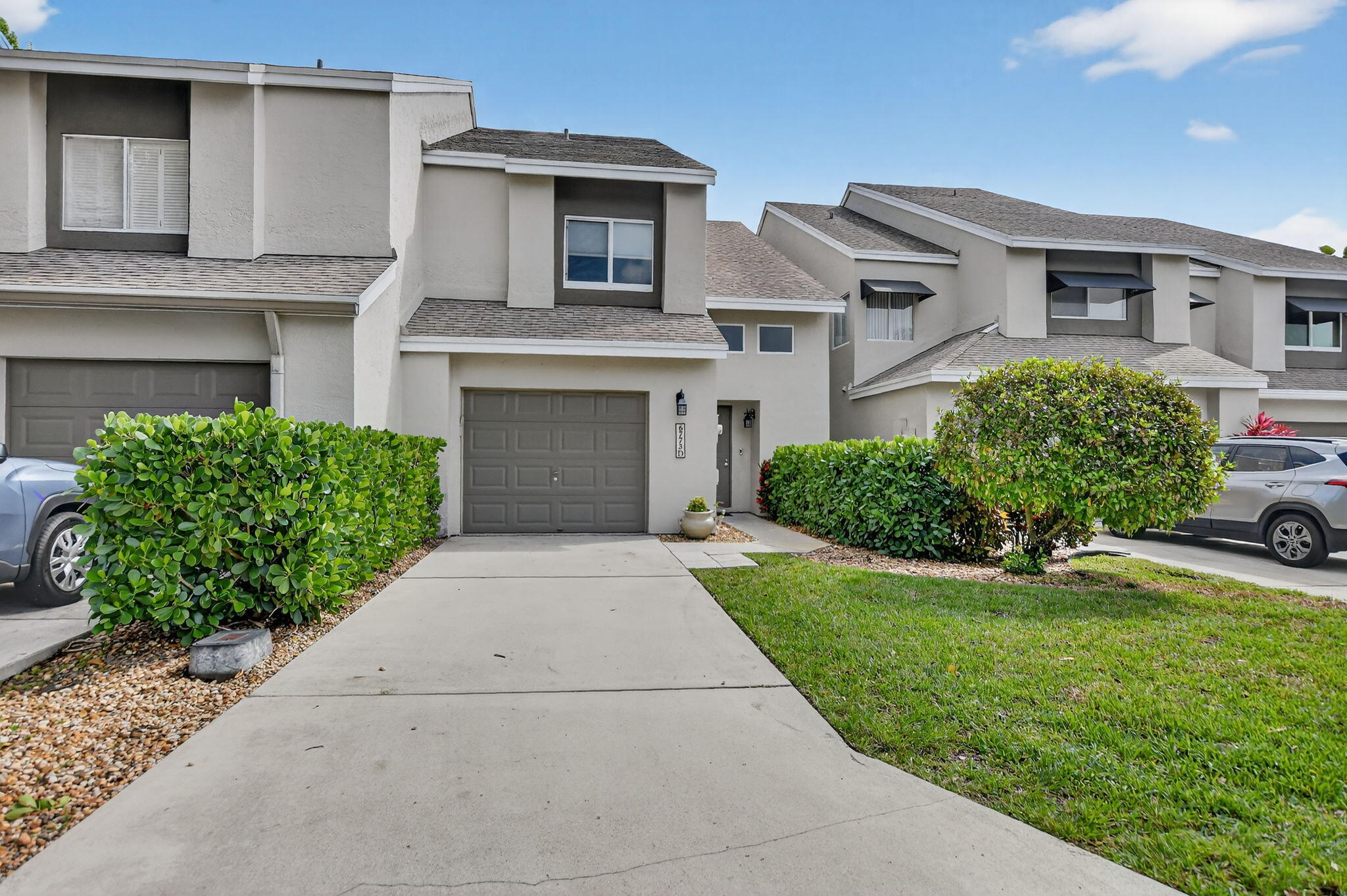 BOCA PINES - Residential