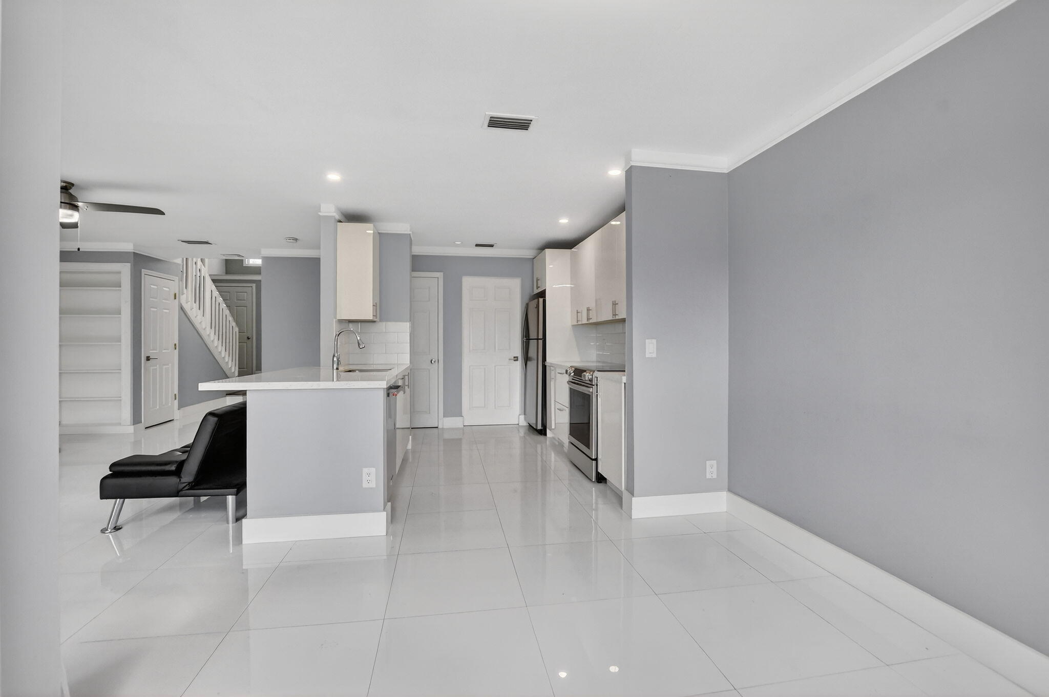 BOCA PINES - Residential