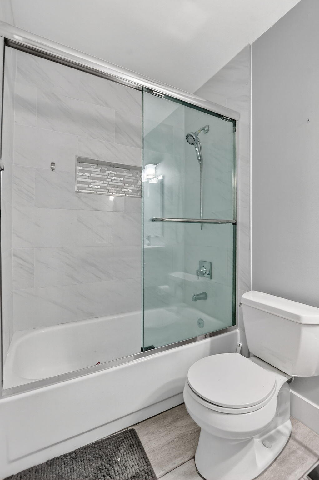 BOCA PINES - Residential