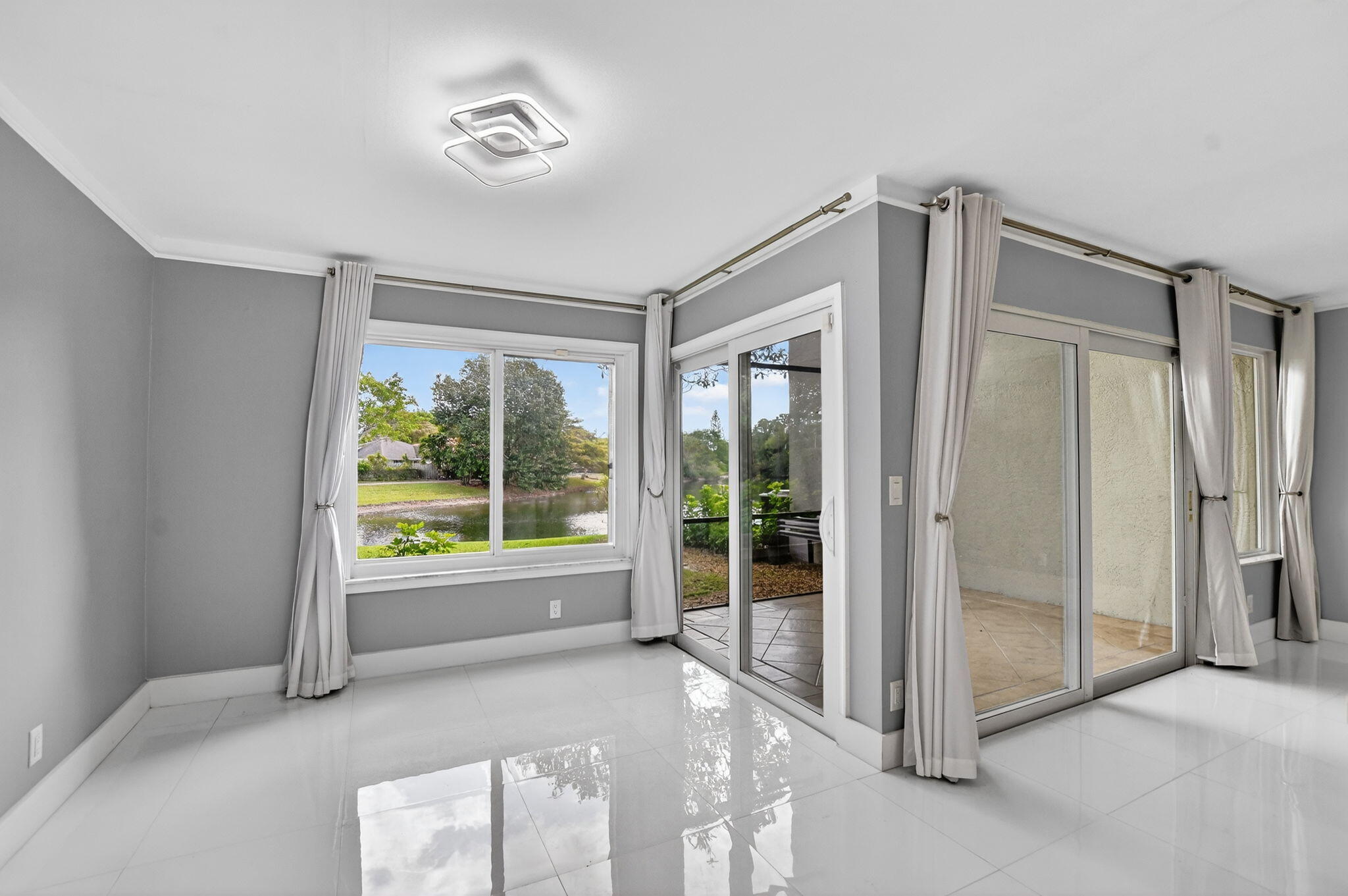 BOCA PINES - Residential