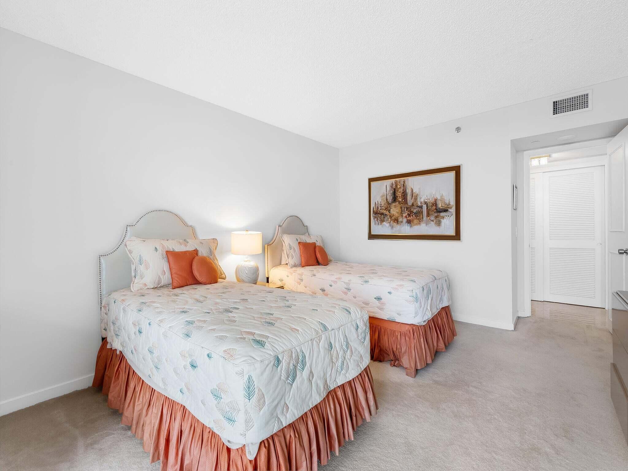 VILLA MAGNA - Residential Lease