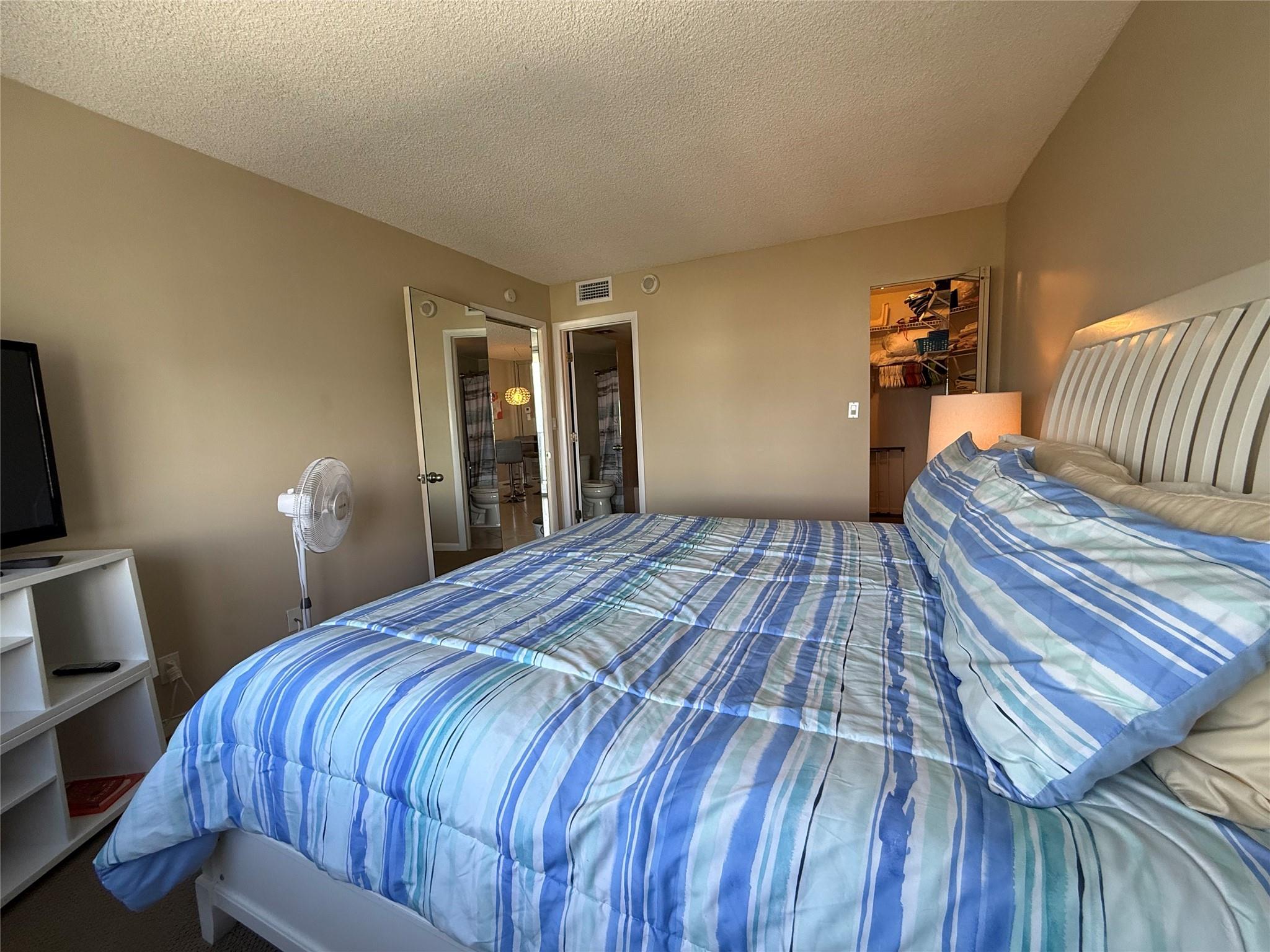 Pompano Beach Club North - Residential Lease