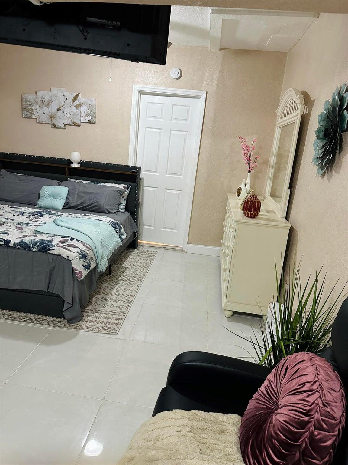 LAKEVIEW RIDGE - Residential Lease