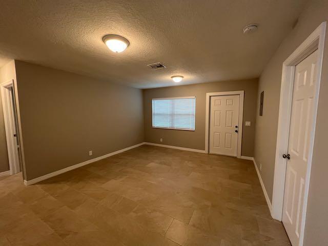 WEST GATE ESTATES NORTHER - Residential Lease