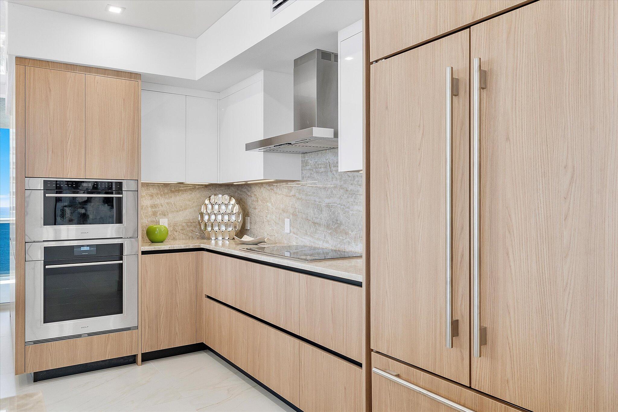 LHERMITAGE I CONDOMINIUM - Residential