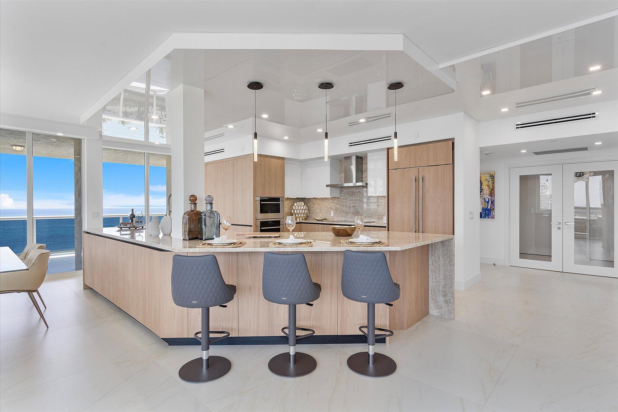 LHERMITAGE I CONDOMINIUM - Residential