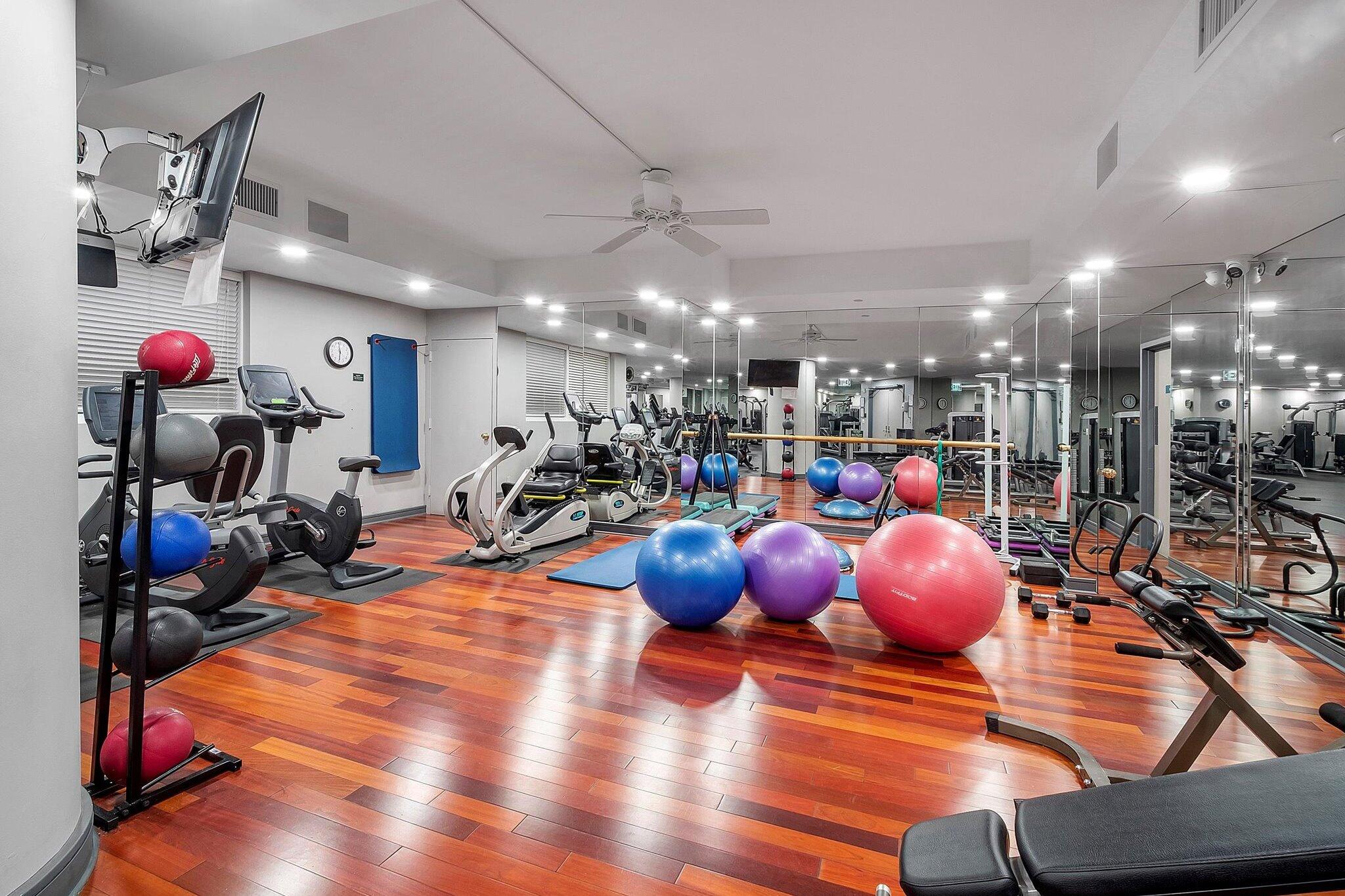 LHERMITAGE I CONDOMINIUM - Residential