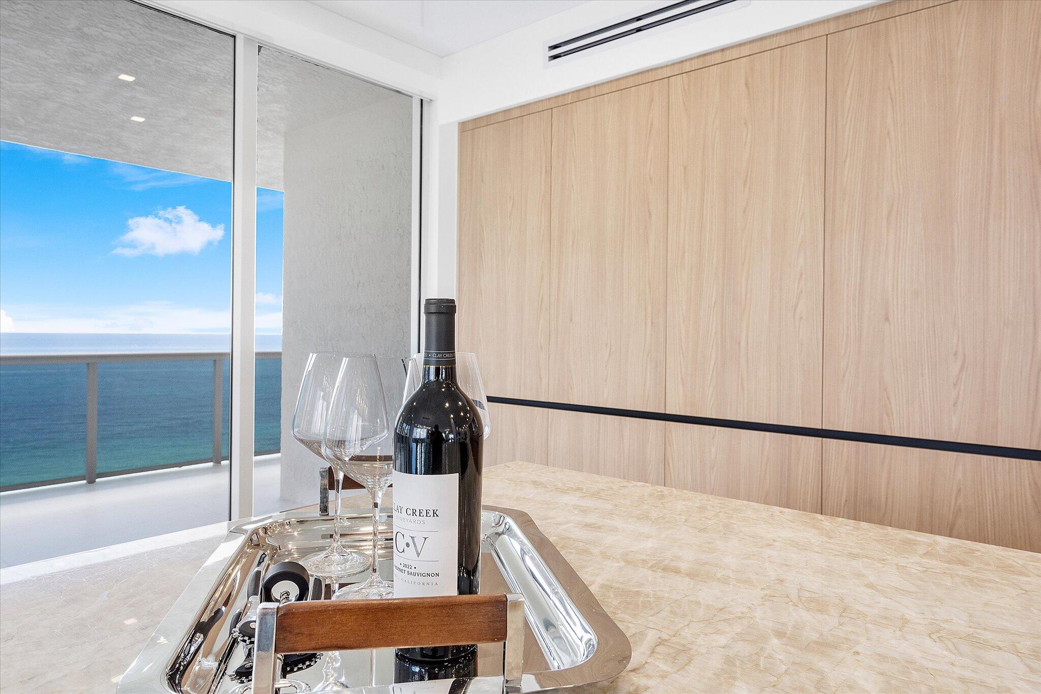 LHERMITAGE I CONDOMINIUM - Residential