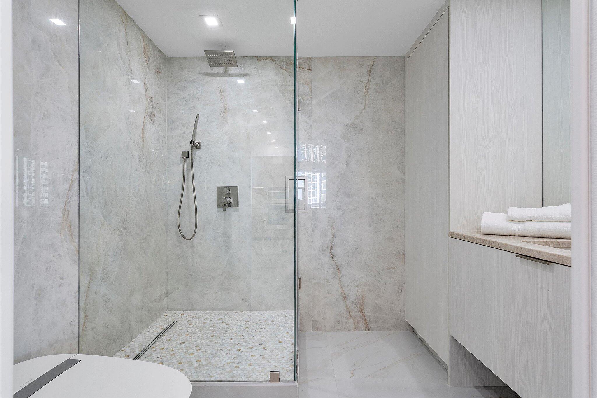 LHERMITAGE I CONDOMINIUM - Residential