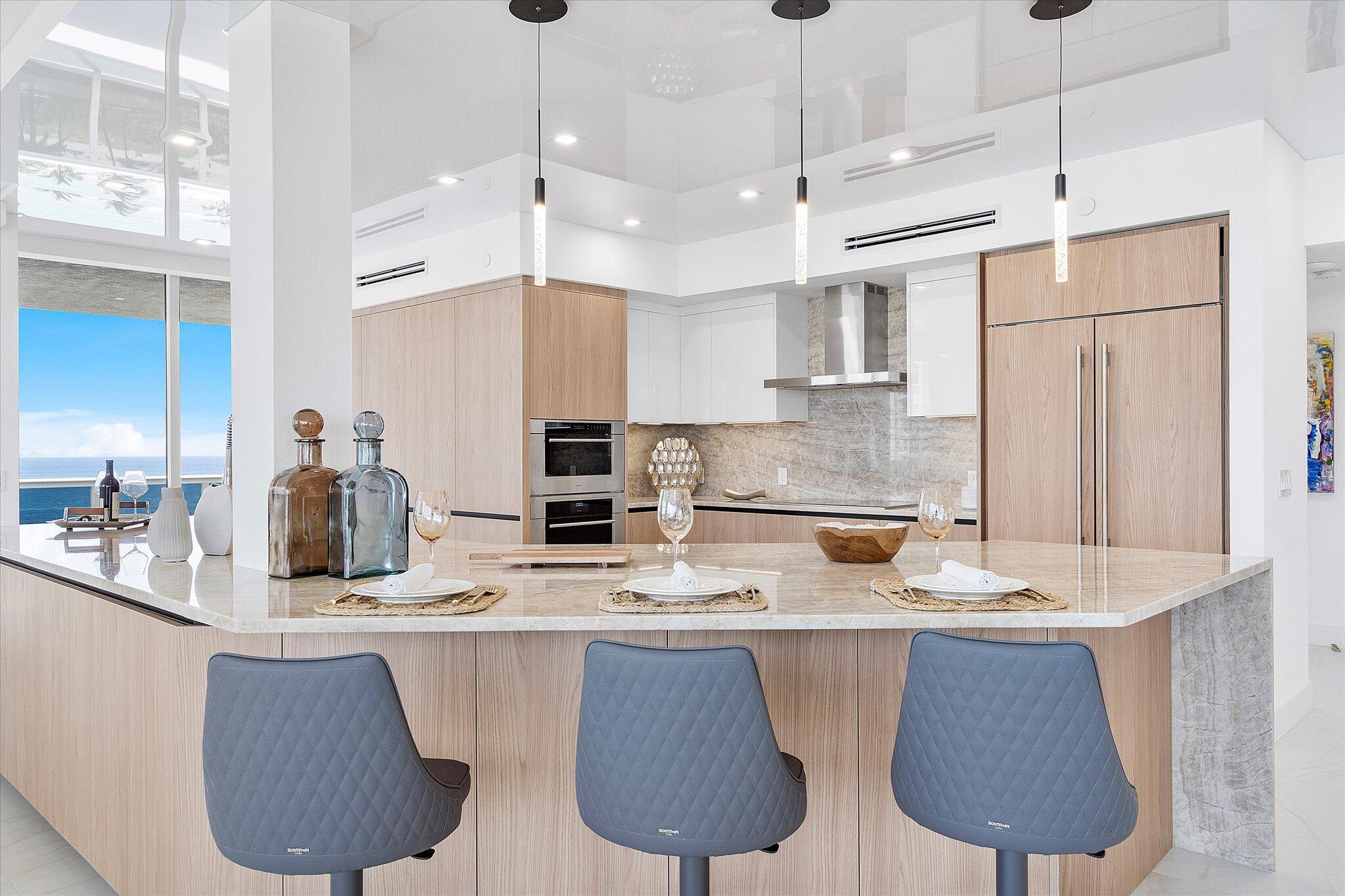 LHERMITAGE I CONDOMINIUM - Residential