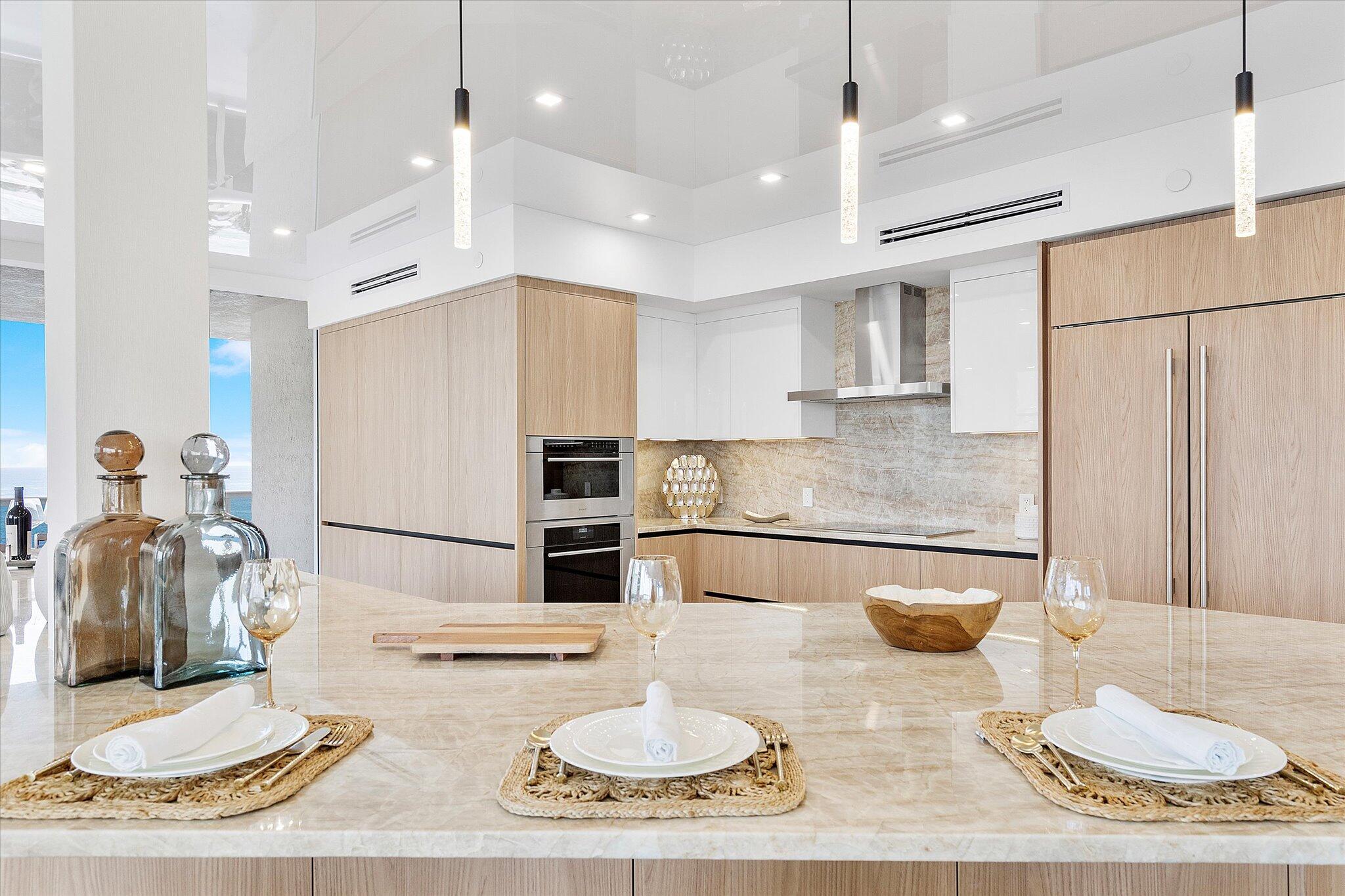 LHERMITAGE I CONDOMINIUM - Residential