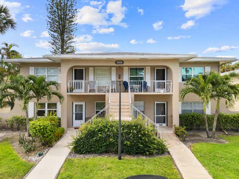 Photo of 5906 VIA DELRAY Boulevard #C, Delray Beach, FL 33484 (MLS # B26053701)